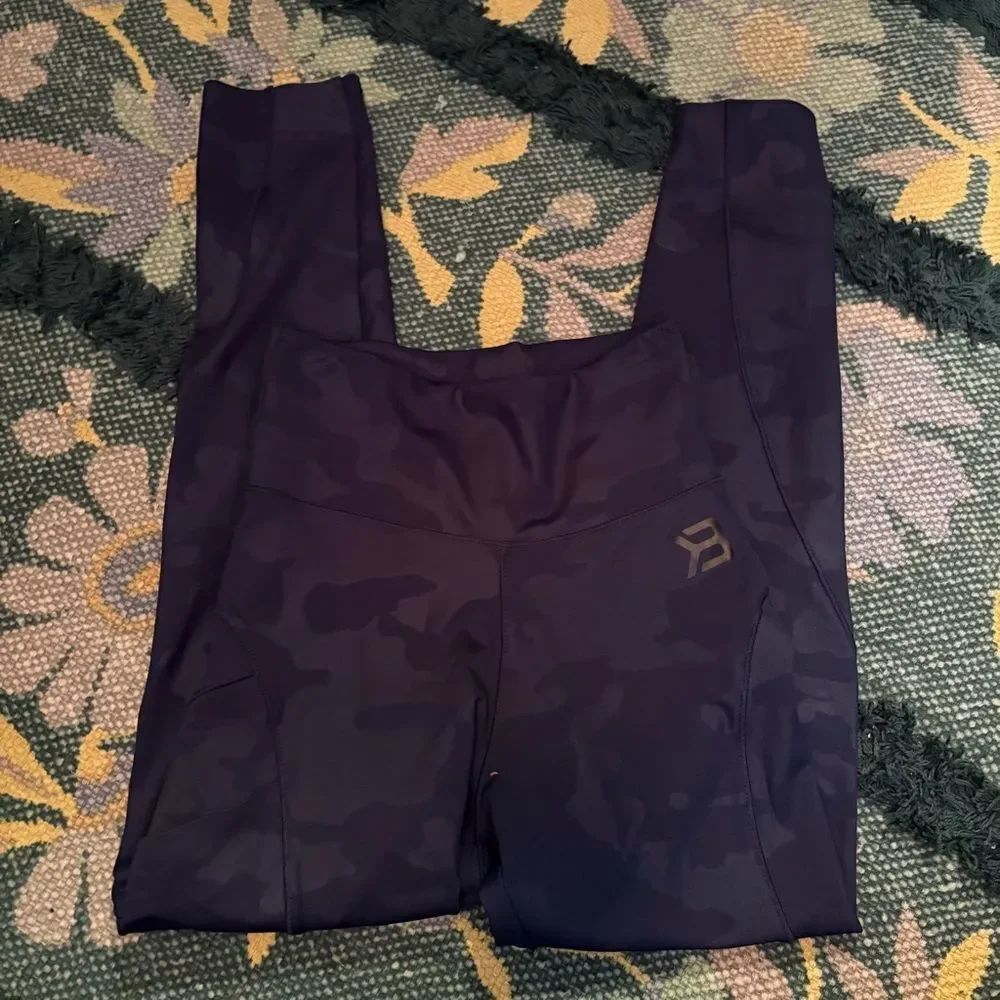 Better Bodies Navy Camo Leggings High Waisted Small